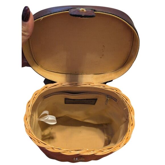 Vintage Etienne Aigner Wicker Basket Purse Leather Top Excellent - Picture 4 of 6